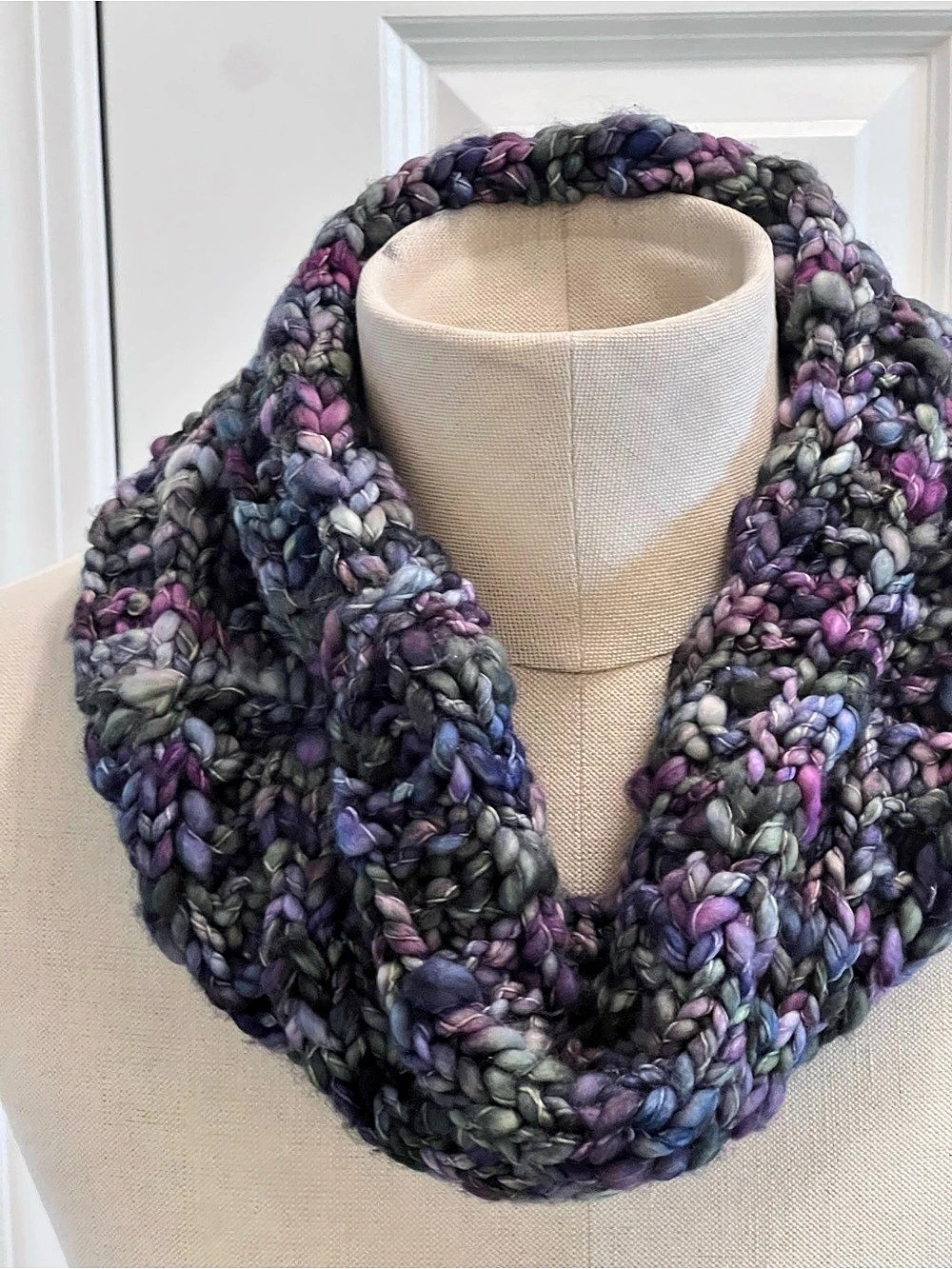 Chunky Loop Scarf in Purple & Gray